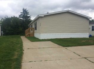 17161 Diane Dr, Davisburg, MI 48350