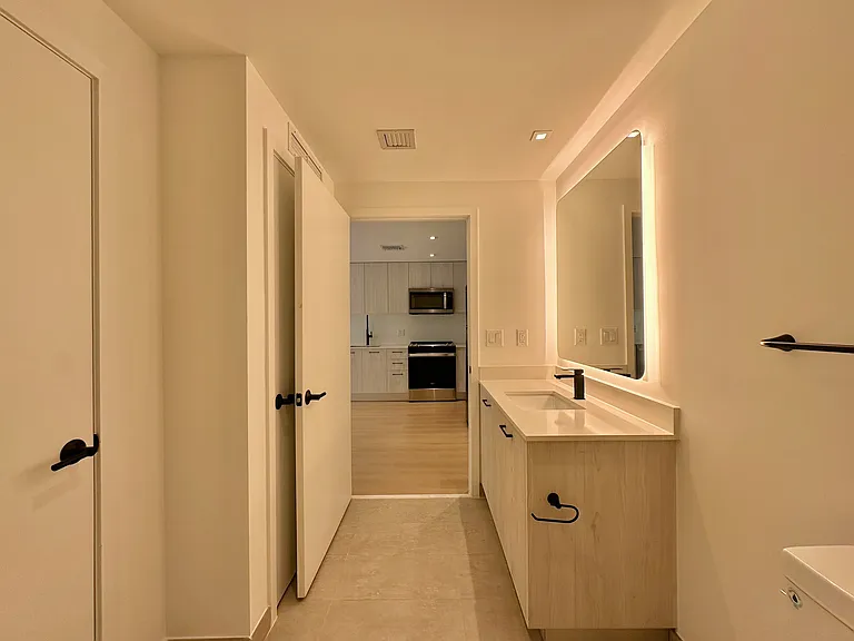 65 NW 31st St #A — Photo 10