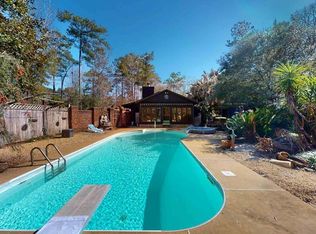 101 Inwood Acres Ln, Thomasville, GA 31792