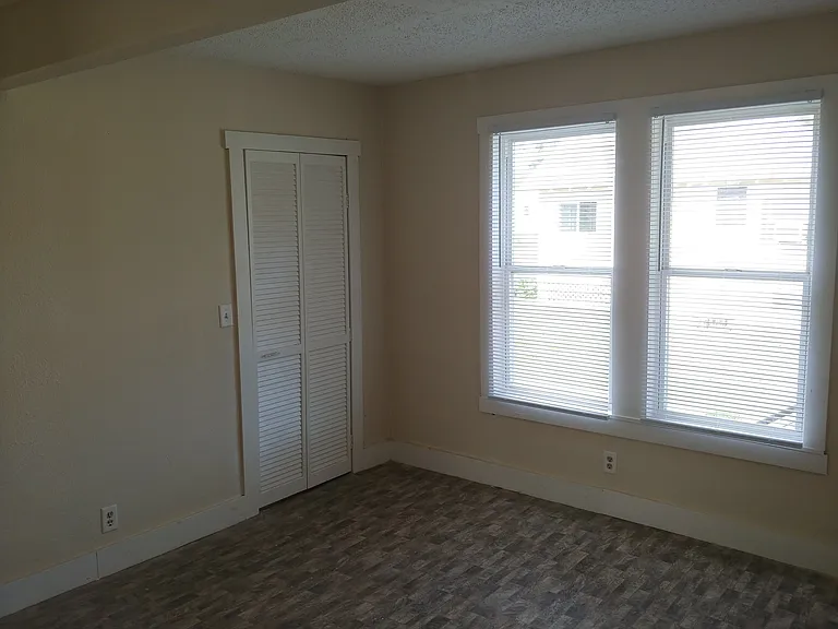 423 Main St #A — Photo 14