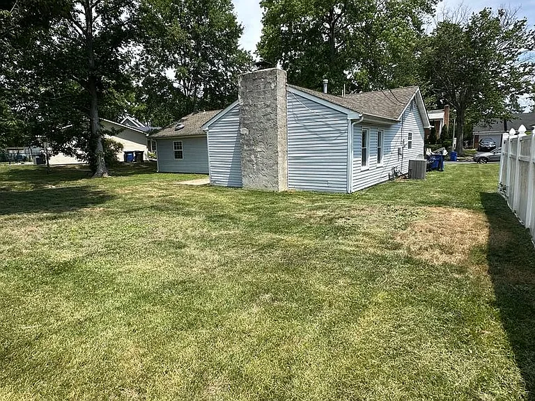 26 Newport Ln — Photo 17