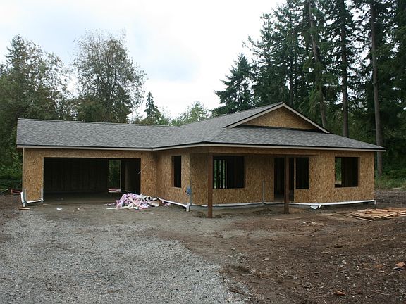 2nd image of 6948 Bayview Dr NE