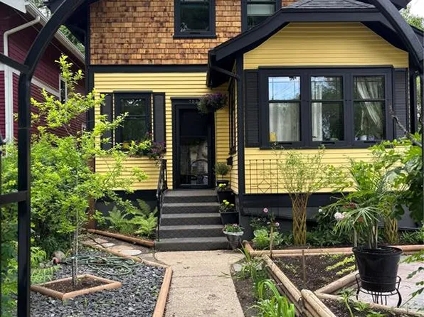 702 Lansdowne AVENUE, Saskatoon, SK S7N 1E5