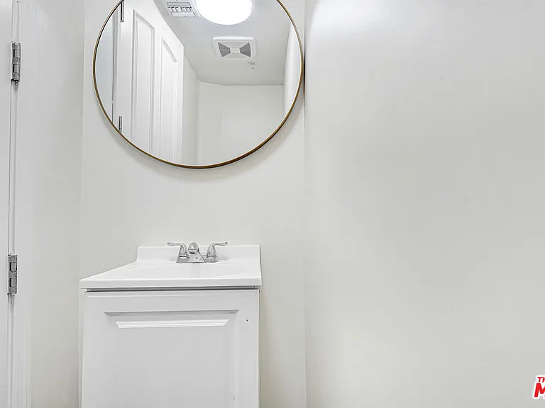 4156 Sunswept Dr — Photo 12