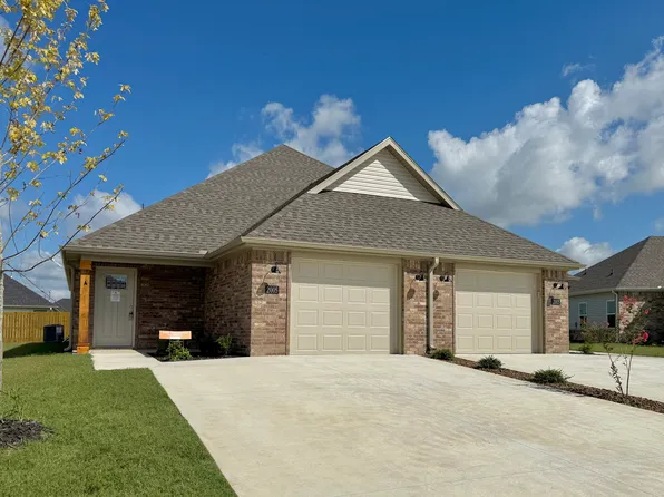 The Commons at Endura Park