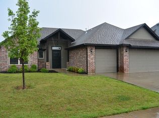 9016 NW 84th Ter, Yukon, OK 73099