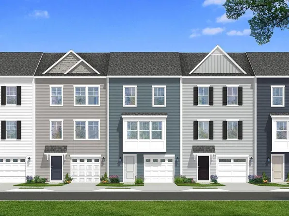 176 Bolingbroke Way, Charles Town, WV 25414