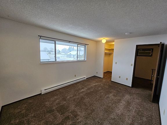 4th image of 12451 E Olive Ave