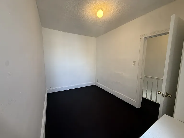 1524 S Dover St — Photo 16