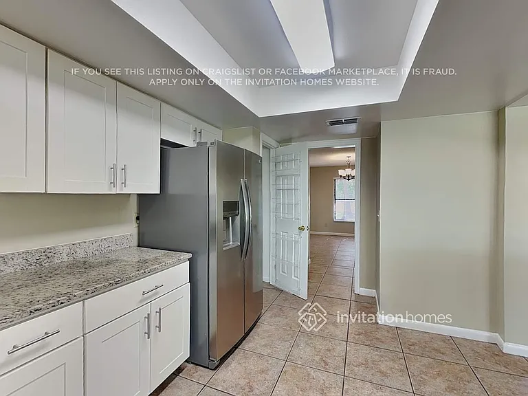 109 Slade Dr — Photo 6