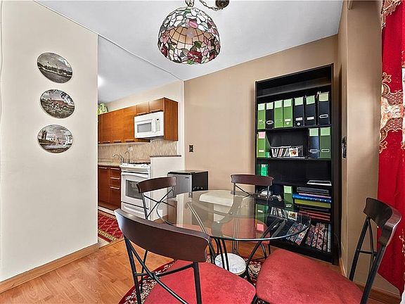 4th image of 458 Neptune Ave APT 6T