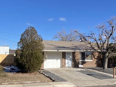 538 58th St NW, Albuquerque, NM, 87105