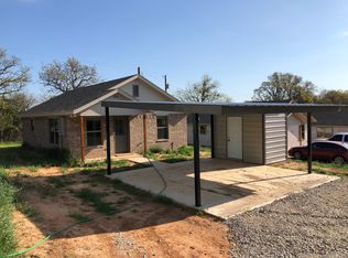 1008 E 3rd St, Weatherford, TX 76086