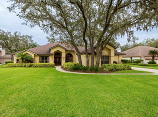 2702 Pine Club Dr, Plant City, FL 33566