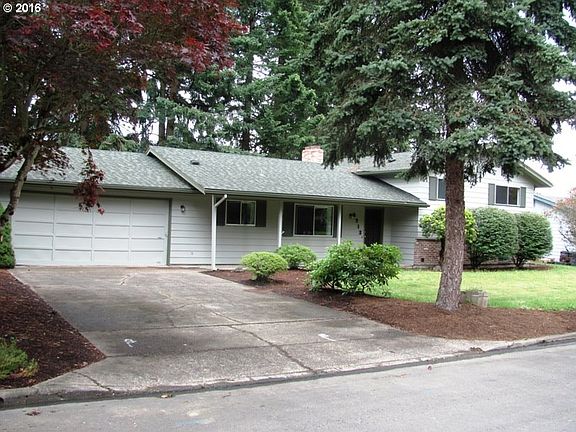 2nd image of 2712 NE 113th St