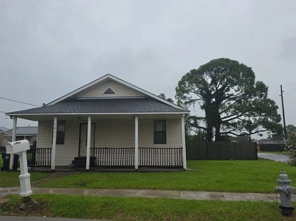 7901 Danube Rd, New Orleans, LA 70126