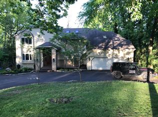 3806 Riverview Dr, Columbus, OH 43221