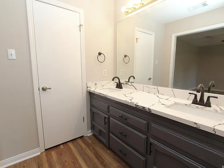 4837 Front Royal Dr — Photo 21