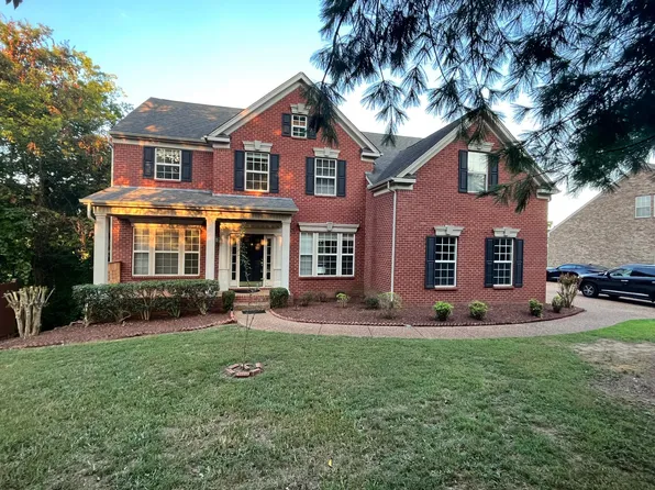 203 Riverbend Ln, Nashville, TN 37221