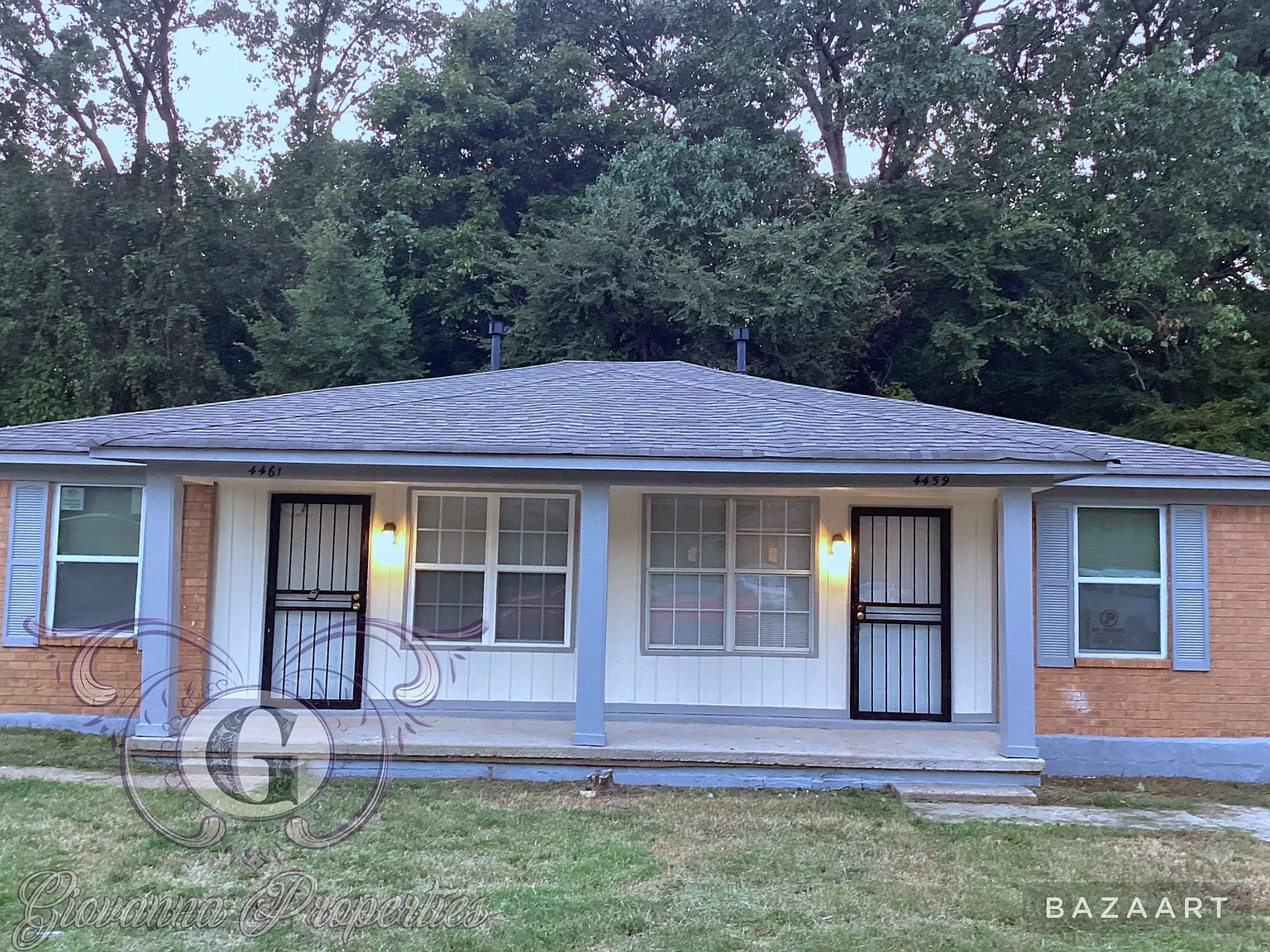 Duplex - Sumners Wells — Photo 1