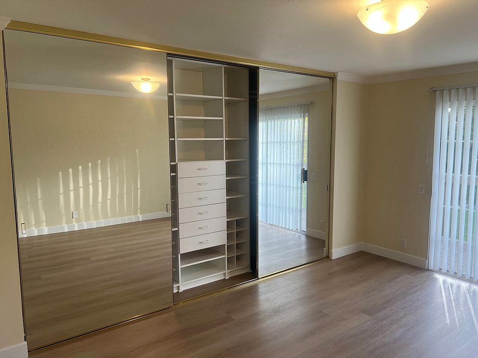 1st image of 9949 Aviary Dr