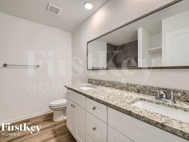 7384 Parkside Place Dr — Photo 22