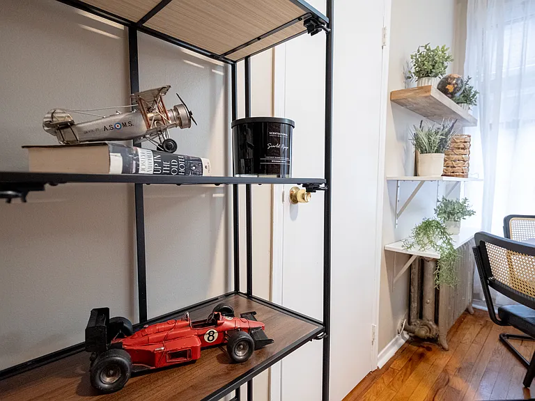 180 Claremont Ave #65 — Photo 9