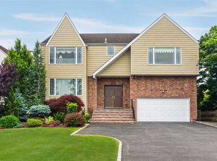 1956 Lake End Rd, Merrick, NY 11566