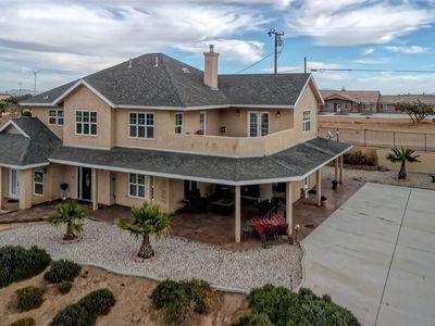9124 Bellflower St, Oak Hills, CA, 92344