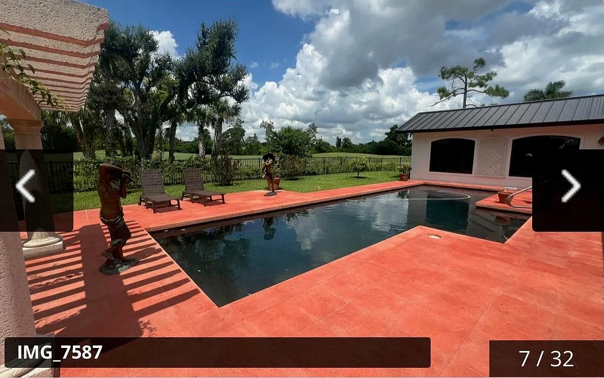 3 bed, 2.5 bath, 3296 sqft, $11,900 — Photo 2