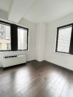 1st image of 56 Pine St #1708