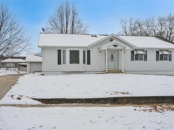 510 S Howard St, Indianola, IA 50125