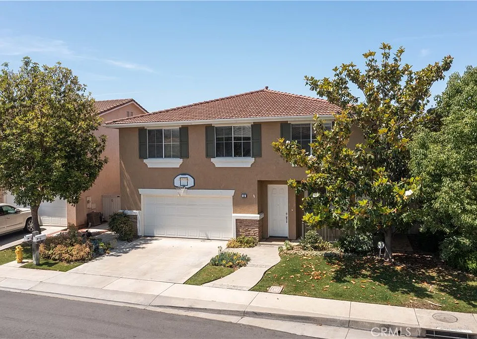 14 Monument Pl