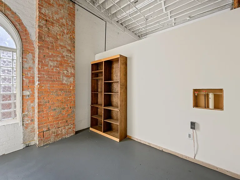1622 Vine St — Photo 15