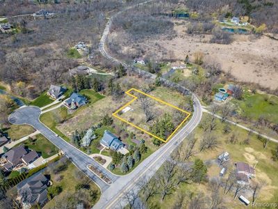 3010 Hunter Rd, Brighton, MI, 48114