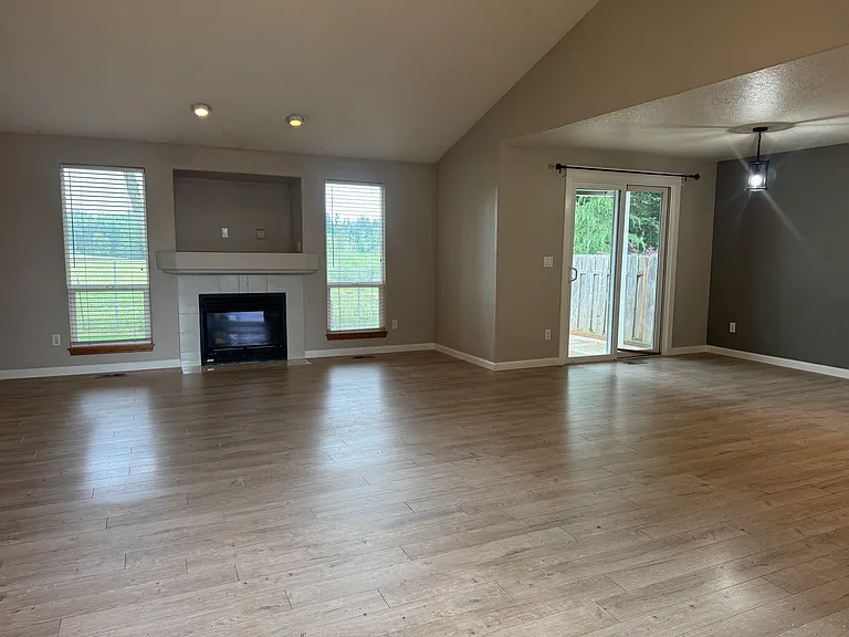 37274 Rachael Dr — Photo 2