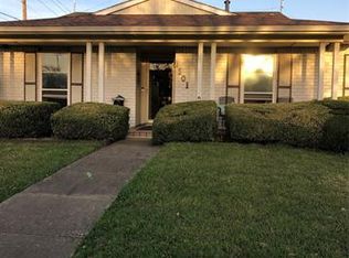 1901 Primrose Ln, Carrollton, TX 75007