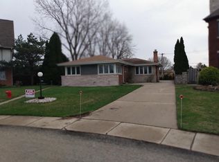 7929 W Bryn Mawr Ave, Chicago, IL