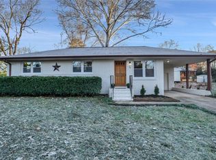 38 Cherokee St, Newnan, GA 30263