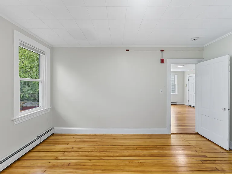 46 E Transit St #1R — Photo 22