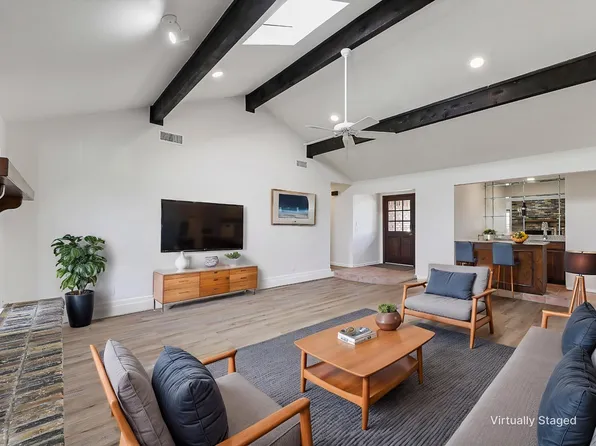 10132 Westpark Dr, Benbrook, TX 76126