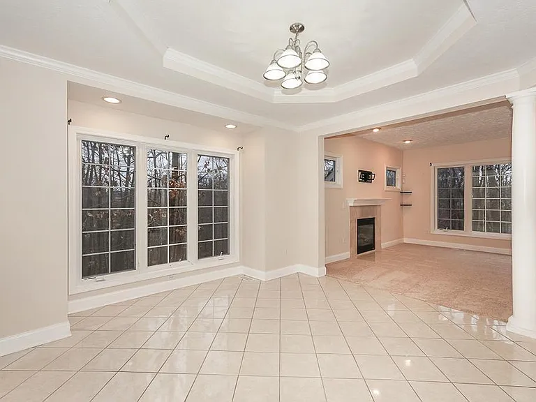 3729 Edgehill Dr — Photo 16