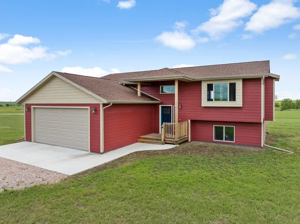 15603 Lasso Ln, Box Elder, SD 57719