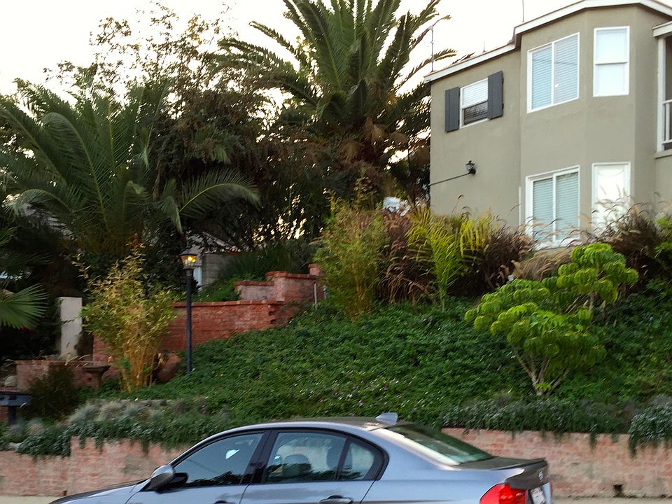 1st image of 4955 Genevieve Ave
