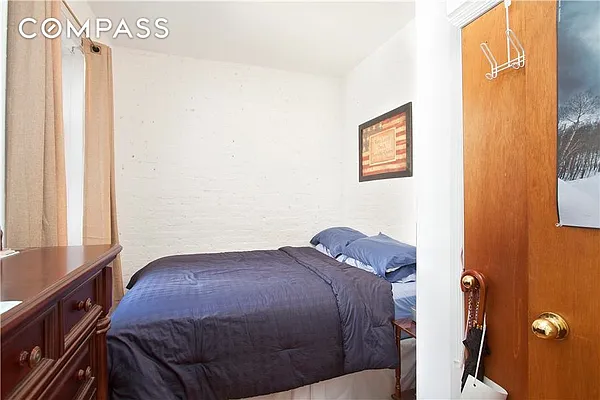 Rented by Compass | media 48