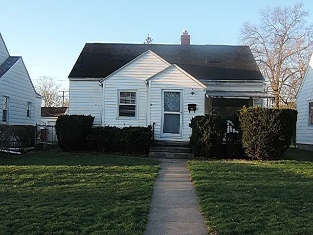 3006 Prast Blvd photo 1