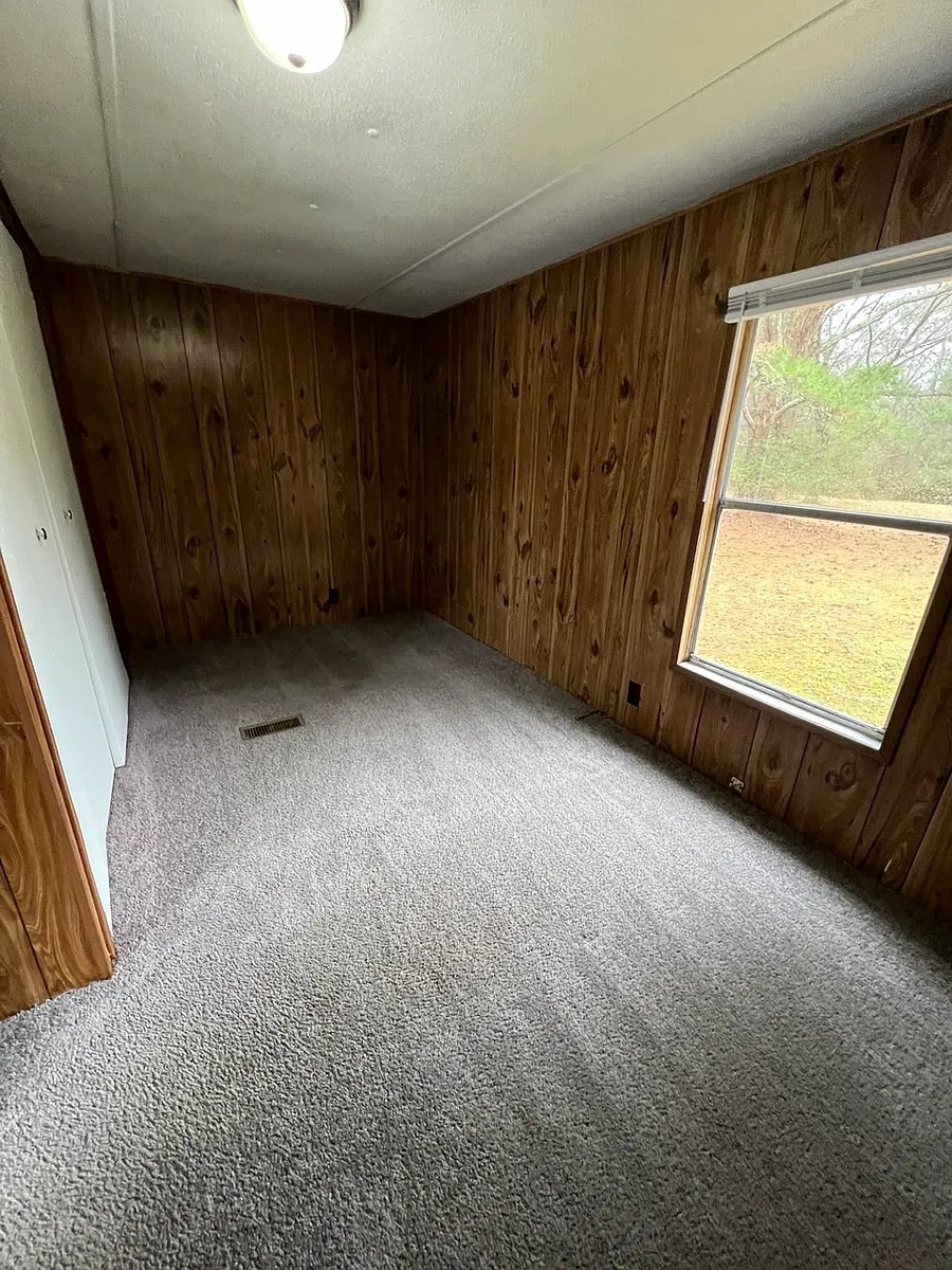 Building Photo - 536 Abbott Rd #13