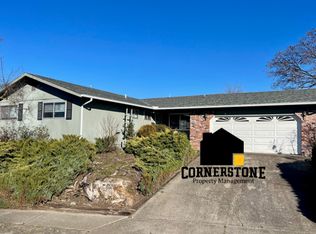 620 N 5th St, Central Pt, OR