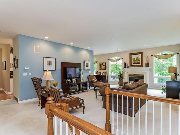 3rd image of 1499 Park Forest Ct NE