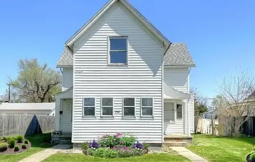 1728 S Bell St Photo 1